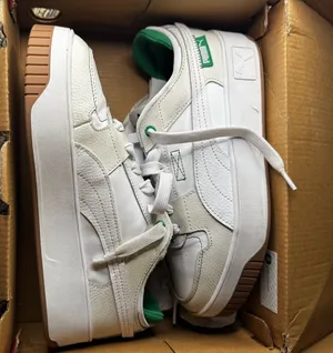 Puma Women’s Carina Street VTG sneakers thumbnail 1