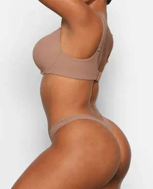 SKIMS NTW FITS EVERYBODY T-SHIRT BRA - Umber tan thumbnail 4