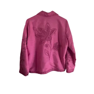 Marsh Landing Size‎ M Pink Embroidered Floral Shacket Top thumbnail 4