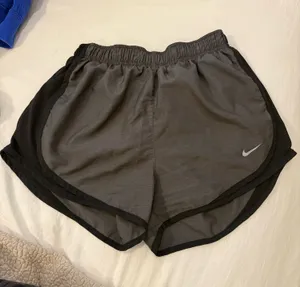 Women’s Nike shorts  thumbnail 1