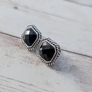 Vintage TJC Clip On Earrings Black & Silver Tone thumbnail 3