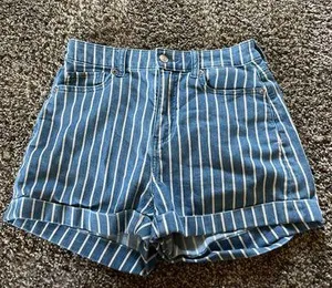 American Eagle Shorts thumbnail 1