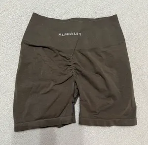 Alphalete Amplify Shorts thumbnail 1