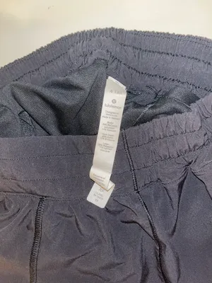 Lululemon Hotty Hot Shorts 4” thumbnail 3
