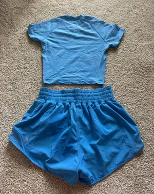 Lululemon set thumbnail 1