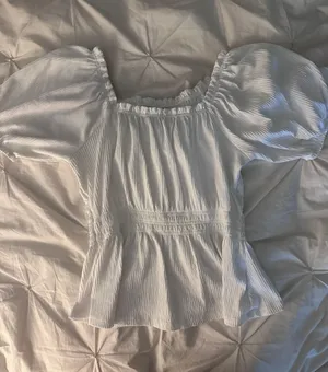 Old Navy top thumbnail 1