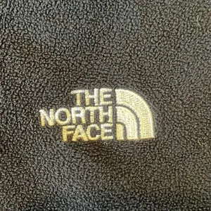 The North Face TKA100 black quarter zip fleece M thumbnail 5