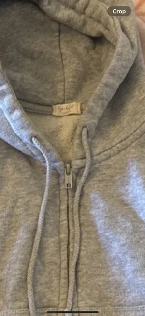 Brandy Melville Zip-Up Cropped Grey Hoodie thumbnail 3