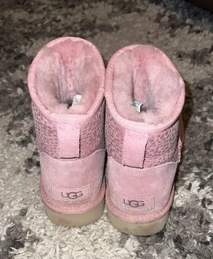 UGG Sz 7 thumbnail 4
