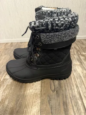Women's Black Quilted Winter Lace-Up Boots with Knit Collar Size 6 thumbnail 11