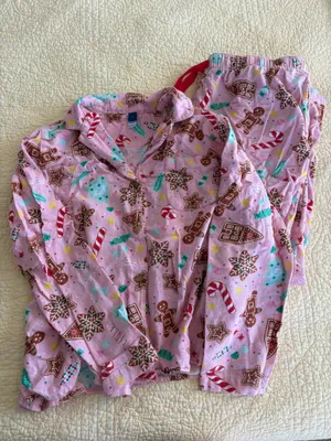 Women’s Old Navy Christmas Cotton Pajamas thumbnail 1