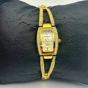 Cote d’ Azur Gold Tone Mother Pearl Dial Crystals Accent Womens Watch Working thumbnail 2