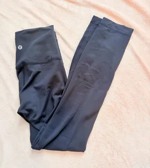 Black Lululemon Leggings Size 2 thumbnail 1