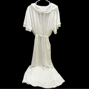 Flora Nikrooz Women’s White Ruffled Robe size S/M thumbnail 2