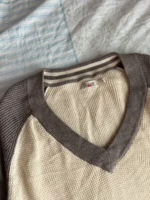 Faherty Sweater thumbnail 2