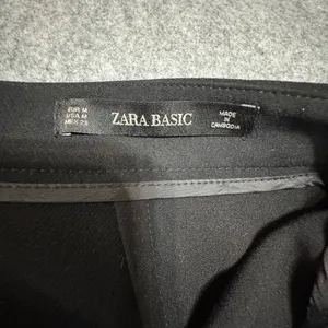 Zara‎ Pencil black skirt size medium office work wear thumbnail 6