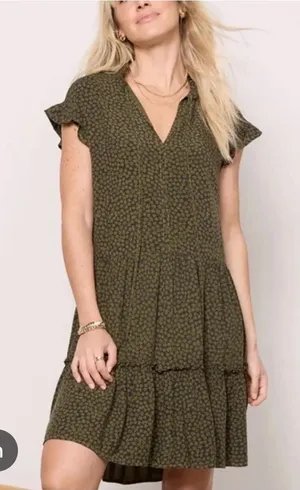 New With Tags Sundry Short Femme Shamrock Print Dress Sz S thumbnail 1