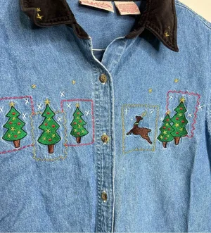VTG Christmas Holiday Denim Button Down Shirt Embroidered Trees SZ Large STAINED thumbnail 3