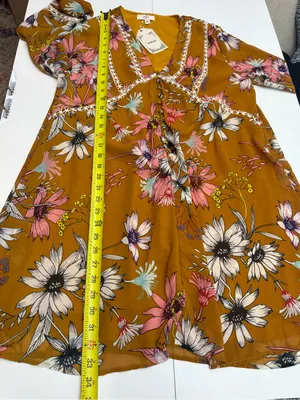 entro Mustard Floral V-Neck Mini Dress size M thumbnail 6