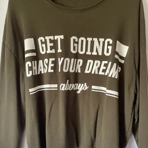 Get going chase your‎ dreams always brown green crewneck sweater casual comfort thumbnail 2