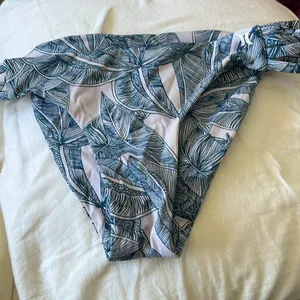 Hurley bikini bottoms thumbnail 2