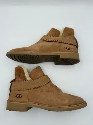 UGG McKay Classic Ankle Chelsea Bootie thumbnail 10