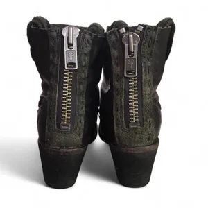 Frye Women Leslie Artisan Black Leather Boho Zip Ankle Boot Size 6.5 thumbnail 3