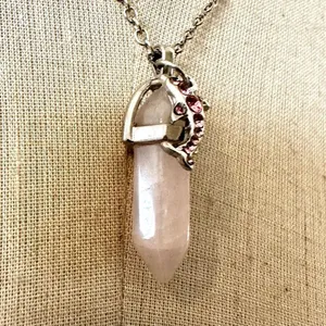 Rose Quartz Dolphin pendant necklace Pink thumbnail 3