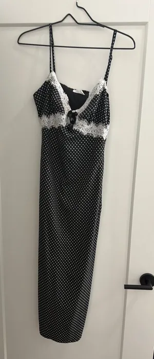 Vestique black and white poka dot dress thumbnail 1