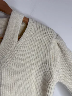 Korean Fashion Moong-Chi Cream Cutout V-Neck Chunky Rib Cable Knit Front Sweater thumbnail 5