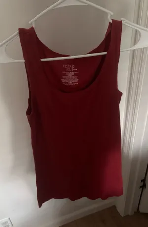 Time And Tru Tank top thumbnail 1
