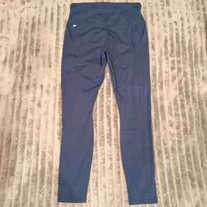 Fabletics Motion365 High Waisted Pocket Leggings Blue‎ Womens Size L 27 Inseam thumbnail 3