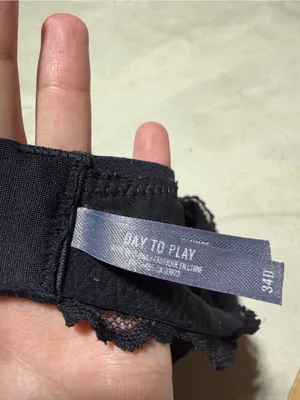 Aerie day to play Black Lace Unlined plunge bra 34D thumbnail 2