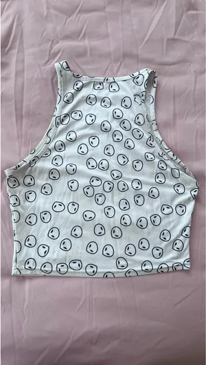 Alien Design Crop top White thumbnail 2