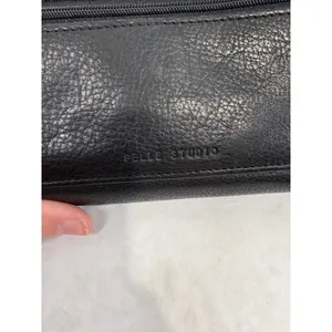 Wilsons Leather Pelle Studio Black Pebbled Leather Trifold Wallet‎ Zip Pocket thumbnail 3