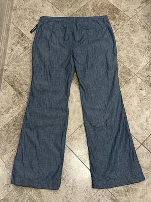 Old Navy Sweetheart Chambray Pant NEW Mid Rise Straight Leg 100% Cotton Size 14 thumbnail 9