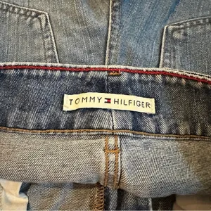 Vintage Tommy Hilfiger Medium Wash High Rise Denim Shorts Sz‎ 8 thumbnail 4