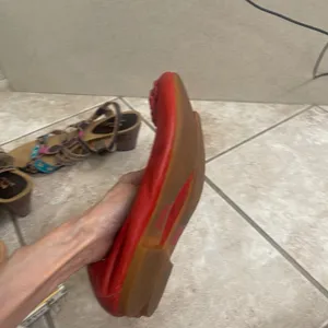 Born Womens Red Leather Floral Rosette Ballet Flats Size 8.5M‎ comfrt slip in thumbnail 3