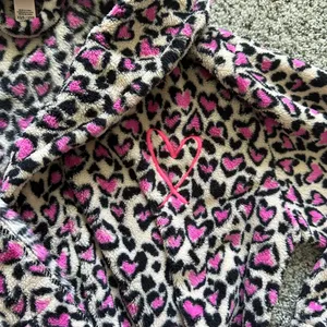 PINK - Victoria's Secret bathrobe thumbnail 3
