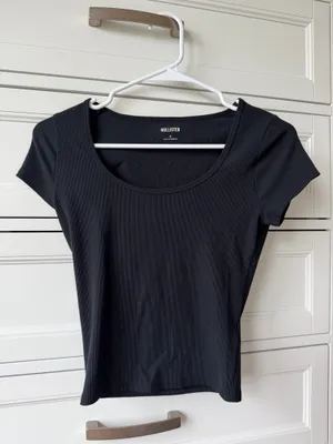 Hollister black scoop neck top thumbnail 2