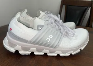 On Running Cloudswift Women’s 8.5 / Men’s 7 All White Running Shoes New thumbnail 1
