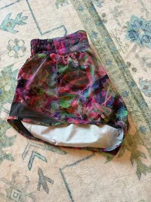 Lululemon Shorts thumbnail 2