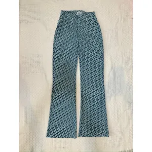Urban Outfitters small Bryn pull on stretch flare pant P2 3393 thumbnail 8