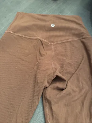 Lululemon High-Rise Ribbed Leggings - Size 4 thumbnail 3