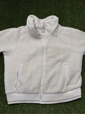 Athleta Tugga Sherpa Jacket in Natural White Cream Winter Croppy Casual Lg thumbnail 4