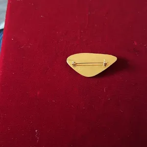 Vintage Brooch thumbnail 2