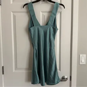 Few Moda kourt Jules Satin Mini Slip Dress - Size S‎ - Turquoise - NWT thumbnail 5