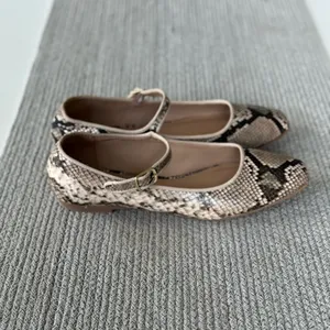 Time and Tru Black Brown White Snakeskin Square Toe Maryjane Ballet Flats Sz 8 thumbnail 2