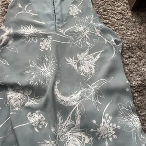 Babaton medium‎ blouse thumbnail 5