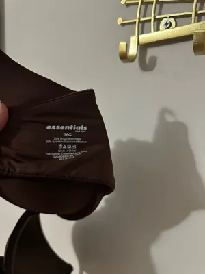 Essential Smooth T-Shirt Bra in Dark Brown thumbnail 3